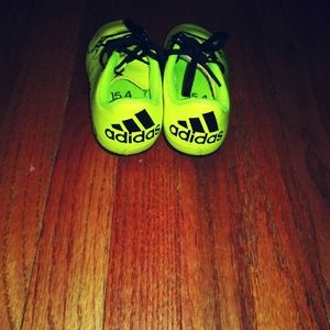 🔥Like NEW! Unisex Adidas Cleats 🔥